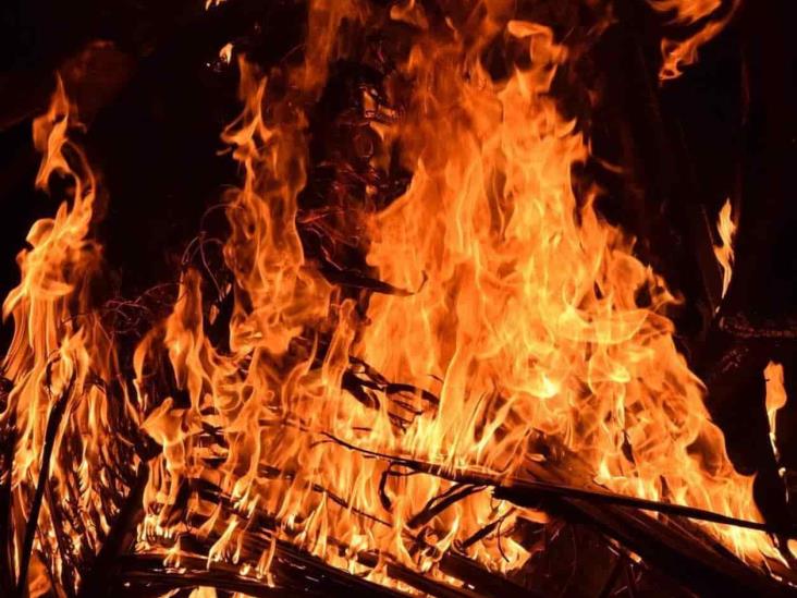 Unas veladoras causaron el mortal incendio de casa Unas veladoras causaron el mortal incendio de casa