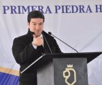 Samuel García designa a Javier Navarro como gobernador interino