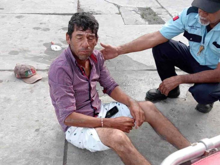 Se convulsiona hombre mientras esperaba por atención médica Se convulsiona hombre mientras esperaba por atención médica