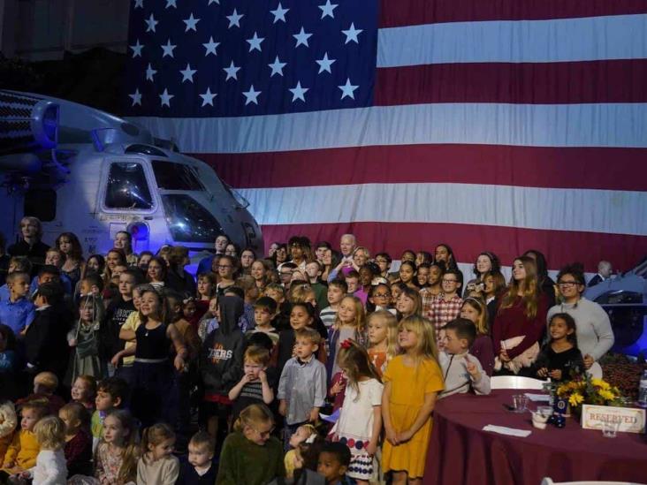 Los Biden comienzan antes festejos por Acción de Gracias conviviendo con personal militar Los Biden comienzan antes festejos por Acción de Gracias conviviendo con personal militar