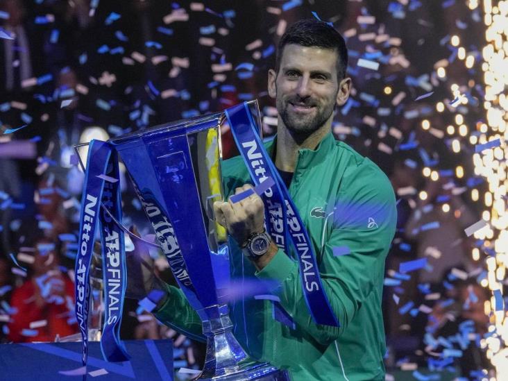 Djokovic conquista su 7ma Copa de Maestros al vencer a Sinner en sets corridos Djokovic conquista su 7ma Copa de Maestros al vencer a Sinner en sets corridos