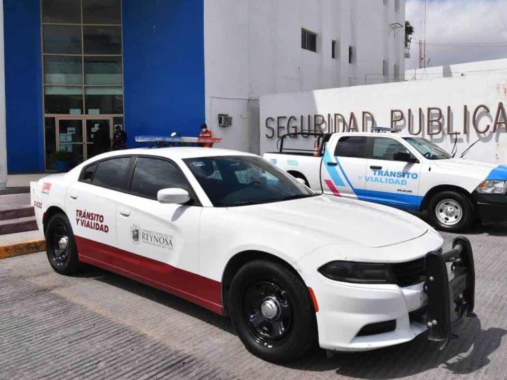 Despojan a joven de auto Despojan a joven de auto