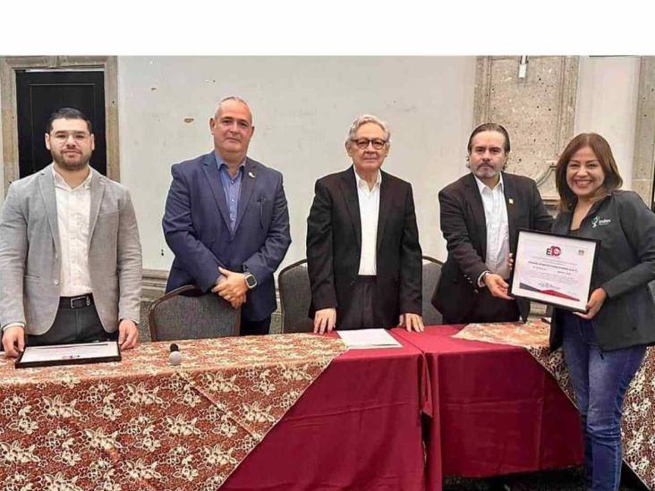 Reciben empresas de Index reconocimiento de Infonavit Reciben empresas de Index reconocimiento de Infonavit