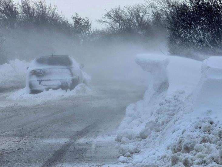 Dejan tormentas 9 muertos; 11 desaparecen en naufragio Dejan tormentas 9 muertos; 11 desaparecen en naufragio