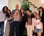 Sube hija de Bruce Willis foto y video tomándolo de la mano