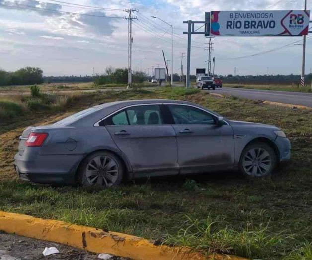 Conductor sufre accidente en la 122 en Río Bravo