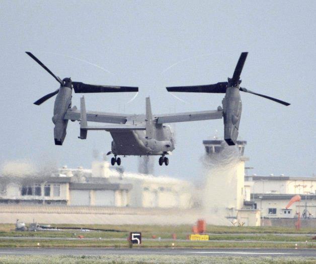 Japón entrega a EU restos de aeronave Osprey estrellada