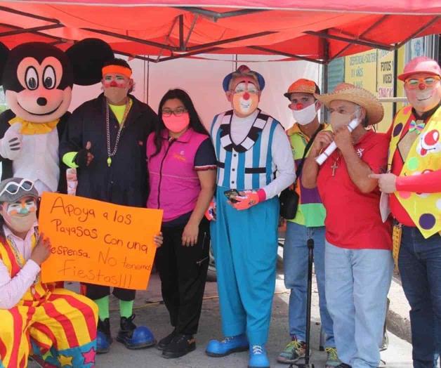 Celebran payasos con familias reynosenses Celebran payasos con familias reynosenses