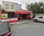 A golpes ahuyenta a ladrones de taquería
