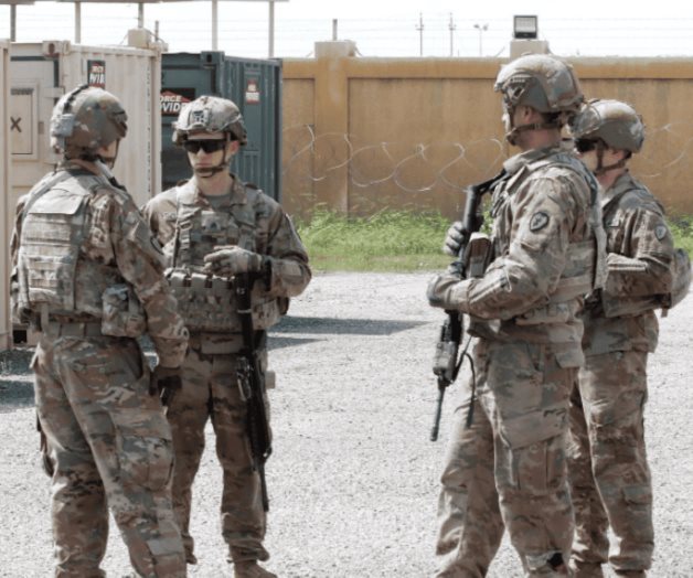 Ataca milicia iraquí pro iraní una base de EU en Irak Ataca milicia iraquí pro iraní una base de EU en Irak