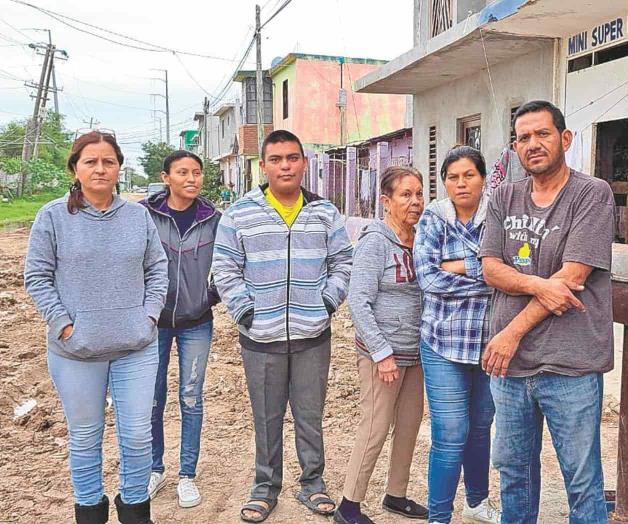 Exigen colonos terminar obra de drenaje pluvial