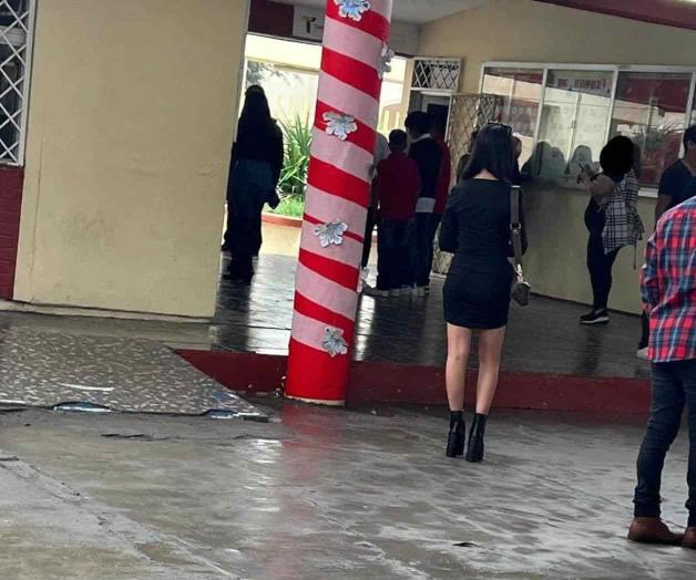 Bloquean profesores posada de alumnos Bloquean profesores posada de alumnos
