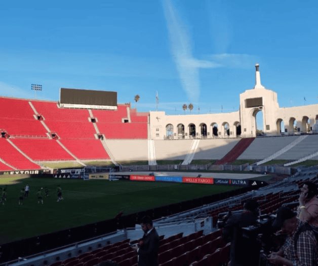 Memorial Coliseum, histórico estadio que recibe el México-Colombia