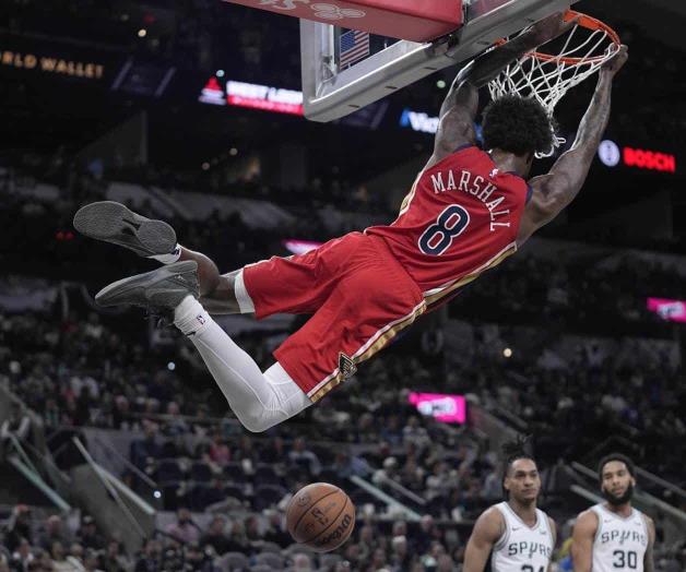 Pelícanos establecen marca con 22 triples