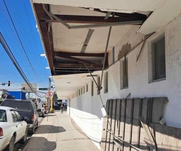 Se cae el techo de oficinas estatales Se cae el techo de oficinas estatales