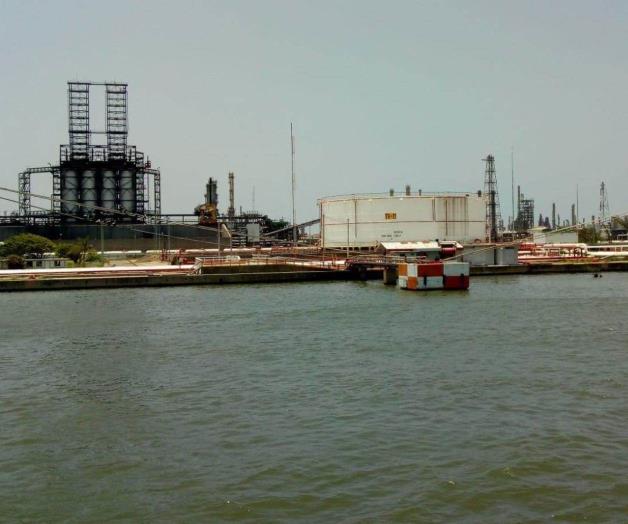 Se registra gran estruendo en la Refinería Madero Se registra gran estruendo en la Refinería Madero