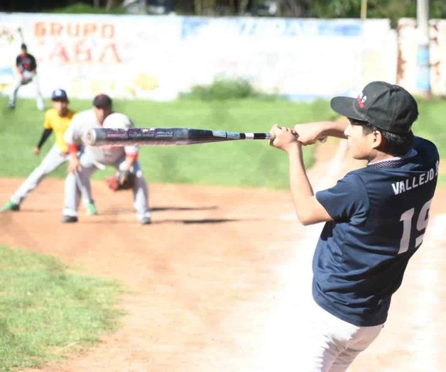 Apalean Sultanes a Leijas en Liga Federal Independiente Apalean Sultanes a Leijas en Liga Federal Independiente