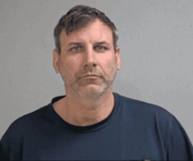 Detienen a sargento de la Oficina del Alguacil Detienen a sargento de la Oficina del Alguacil