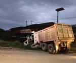 Piden instalar plumas en cruces ferroviarios de Altamira tras percances