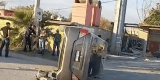 Reynosa | Choque y volcadura se registra en la carretera Río Bravo - Reynosa