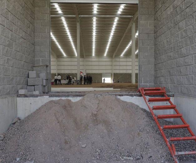 Anuncian aumentos en cemento y arena