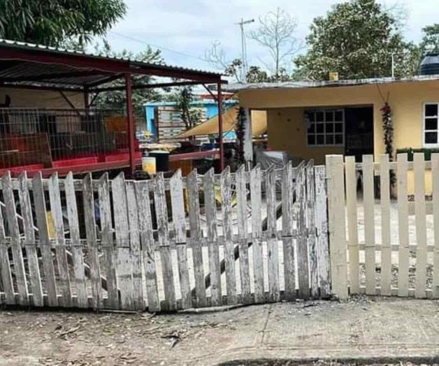 Se incendia casa y Pitbull no dejaba entrar a Bomberos Se incendia casa y Pitbull no dejaba entrar a Bomberos