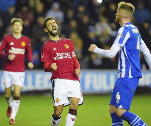 Manchester United tiene un camino fácil en la Copa FA; avanza superando 2-0 al Wigan