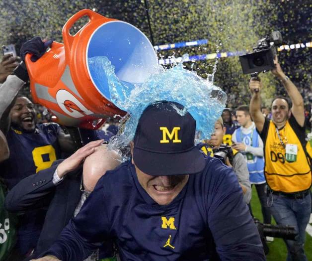 Michigan es el nuevo monarca de la NCAA Michigan es el nuevo monarca de la NCAA