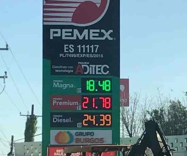 Fluctúa gasolina entre 16.99 y 18.48 pesos en la frontera