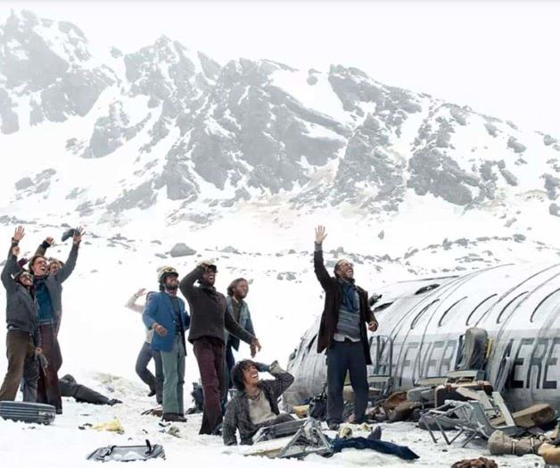 ‘La sociedad de la nieve’  por Netflix