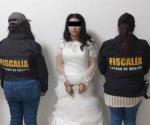 Detienen a novia de extorsionador de la FM en plena boda