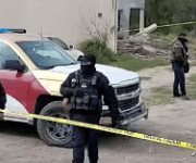 Reynosa | Elementos de la Fiscalía General de Justicia del Estado de Tamaulipas y de la Guardia Estatal se encuentran tomando conocimiento de un joven sin vida quien se encuentra en interior de una unidad motriz.