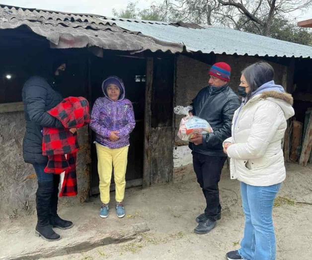 Reciben apoyo familias de la Laguna Madre