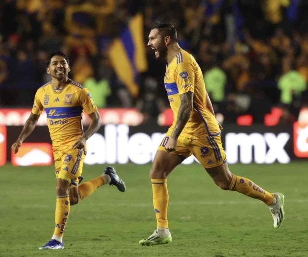 Debuta Tigres con triunfo 2-1 al León; Gignac marca su gol 200