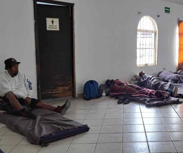 Van pocos a refugio