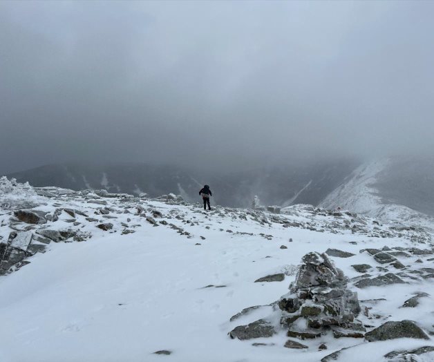 Recuperan cadáver de senderista en montañas nevadas de Nueva Hampshire