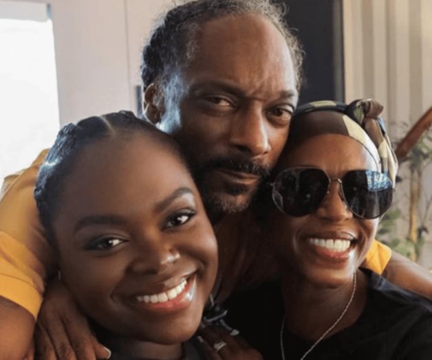 Hija de Snoop Dogg, Cori Broadus, sufre derrame cerebral