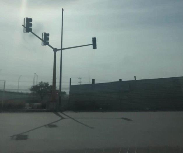 Se quedan semáforos sin funcionar en ‘Pasito’