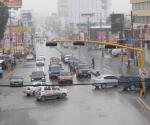 Seguirán lluvias a inicio de semana; mejora clima