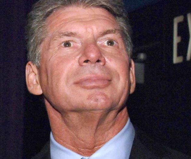 Demandan a Vince McMahon por explotación sexual Demandan a Vince McMahon por explotación sexual