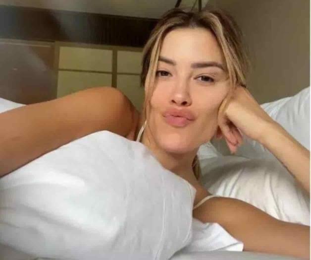 Le duele el cerebro y no puede dormir