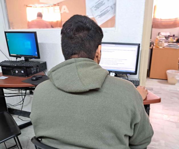 Facilitan estudios de prepa en línea