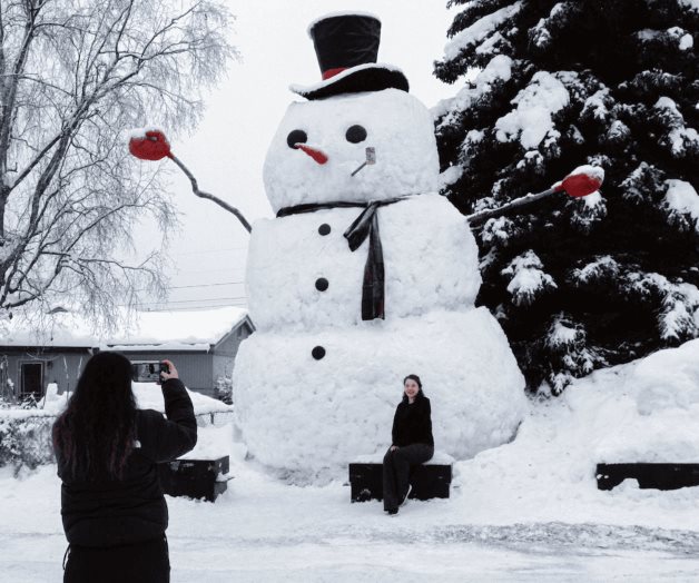 Nevadas r&eacute;cord azotan varias ciudades de Alaska