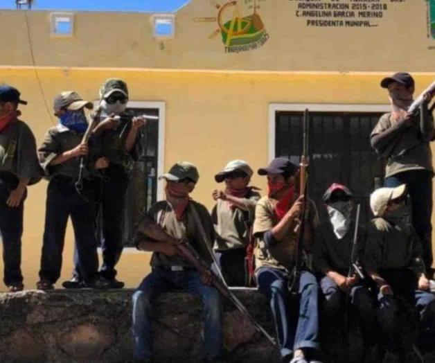 Juntan firmas para exigir desarme de niños en Guerrero Juntan firmas para exigir desarme de niños en Guerrero