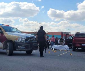 Reynosa | Ejecutan a hombre en estacionamiento de centro comercial