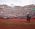 Dan revés a suspensión y siguen las corridas en Plaza México