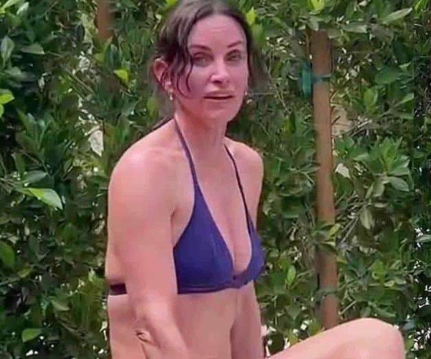 Courteney Cox sorprende con su figura en bikini a los 59 años Courteney Cox sorprende con su figura en bikini a los 59 años