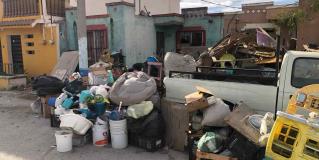 Denuncian a vecino acumulador de basura en Matamoros 