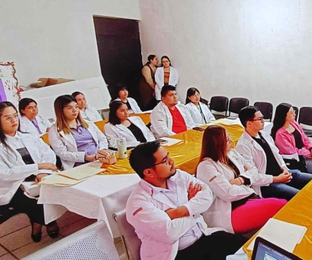 Llegan médicos pasantes a las unidades de salud Llegan médicos pasantes a las unidades de salud