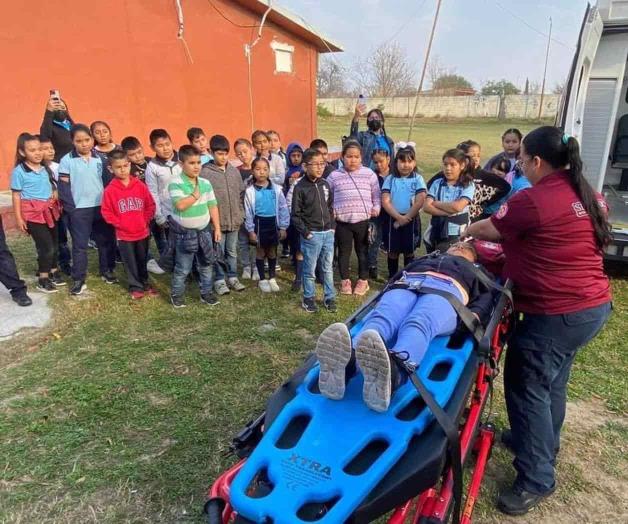 Protección Civil y escuela de Díaz Ordaz elaboran guía de repliegue y evacuación Protección Civil y escuela de Díaz Ordaz elaboran guía de repliegue y evacuación